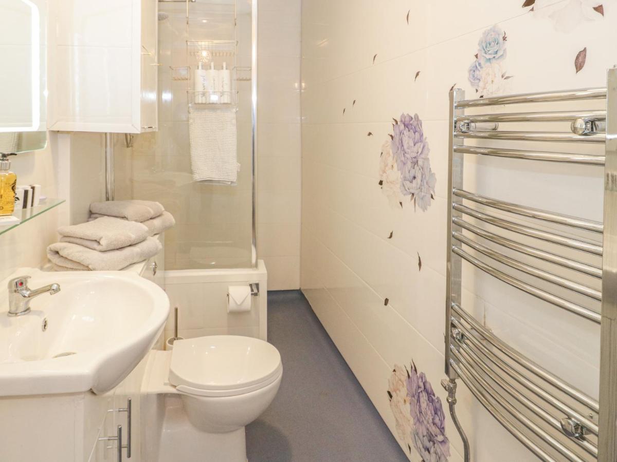 Апартаменты Llys Madoc, First Floor Flat Penmaenmawr Экстерьер фото