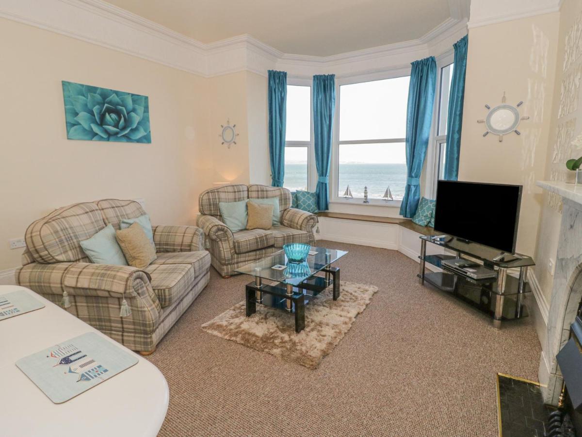 Апартаменты Llys Madoc, First Floor Flat Penmaenmawr Экстерьер фото