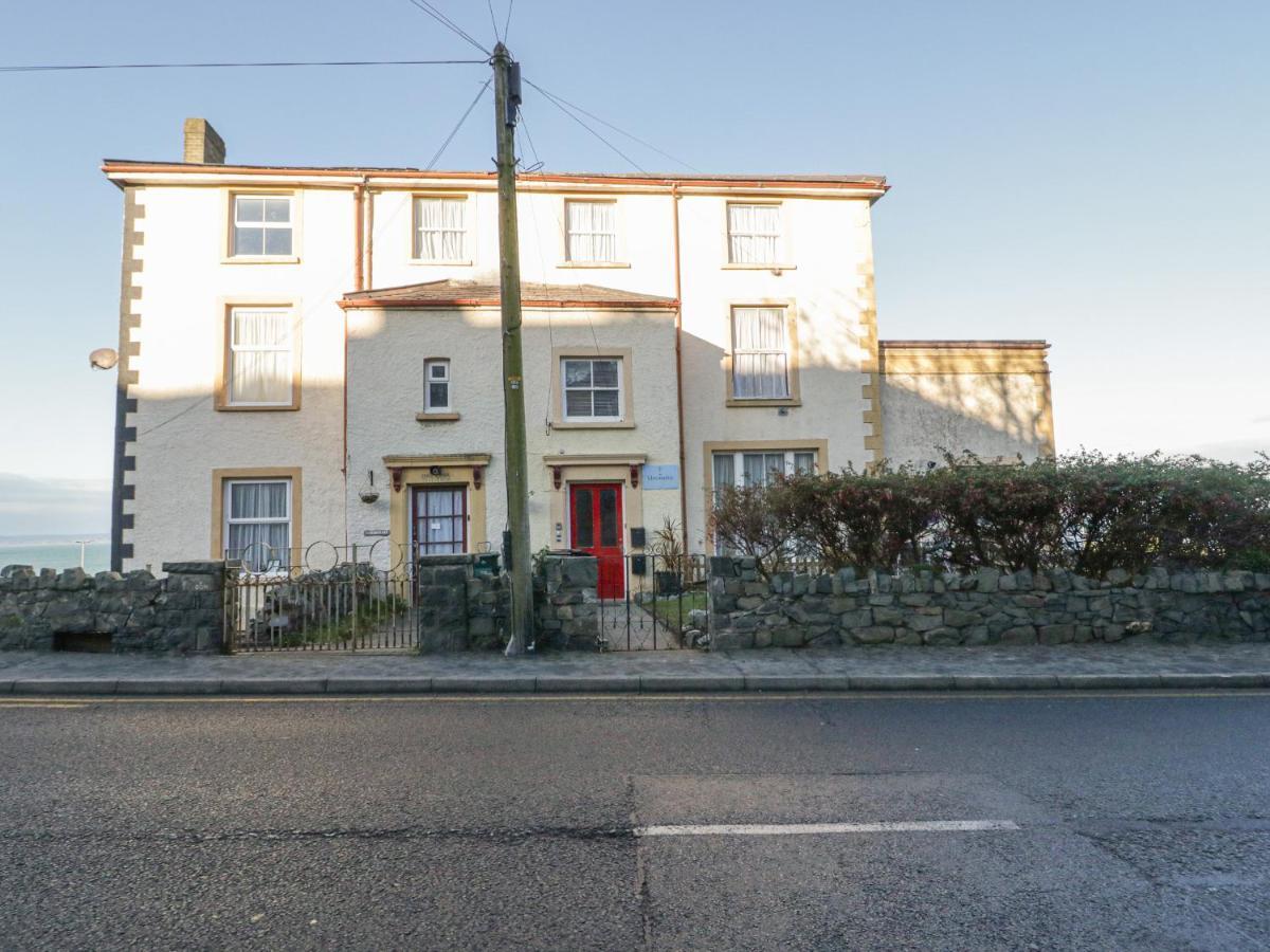 Апартаменты Llys Madoc, First Floor Flat Penmaenmawr Экстерьер фото